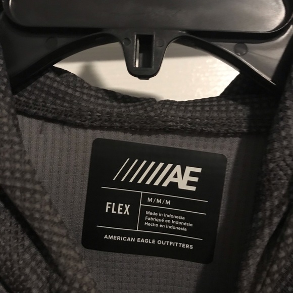 American Eagle pullover - Picture 2 of 4